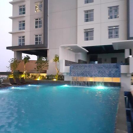 Bess Mansion Apartment, 16Th Floor Surabaya Dış mekan fotoğraf